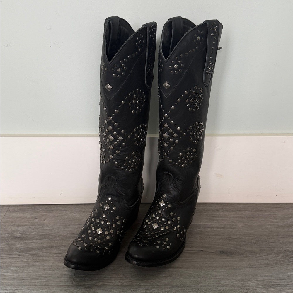 Lane Womens Cowboy Boots COSSETTE Sz 9 Black Distressed Silver Studs Western